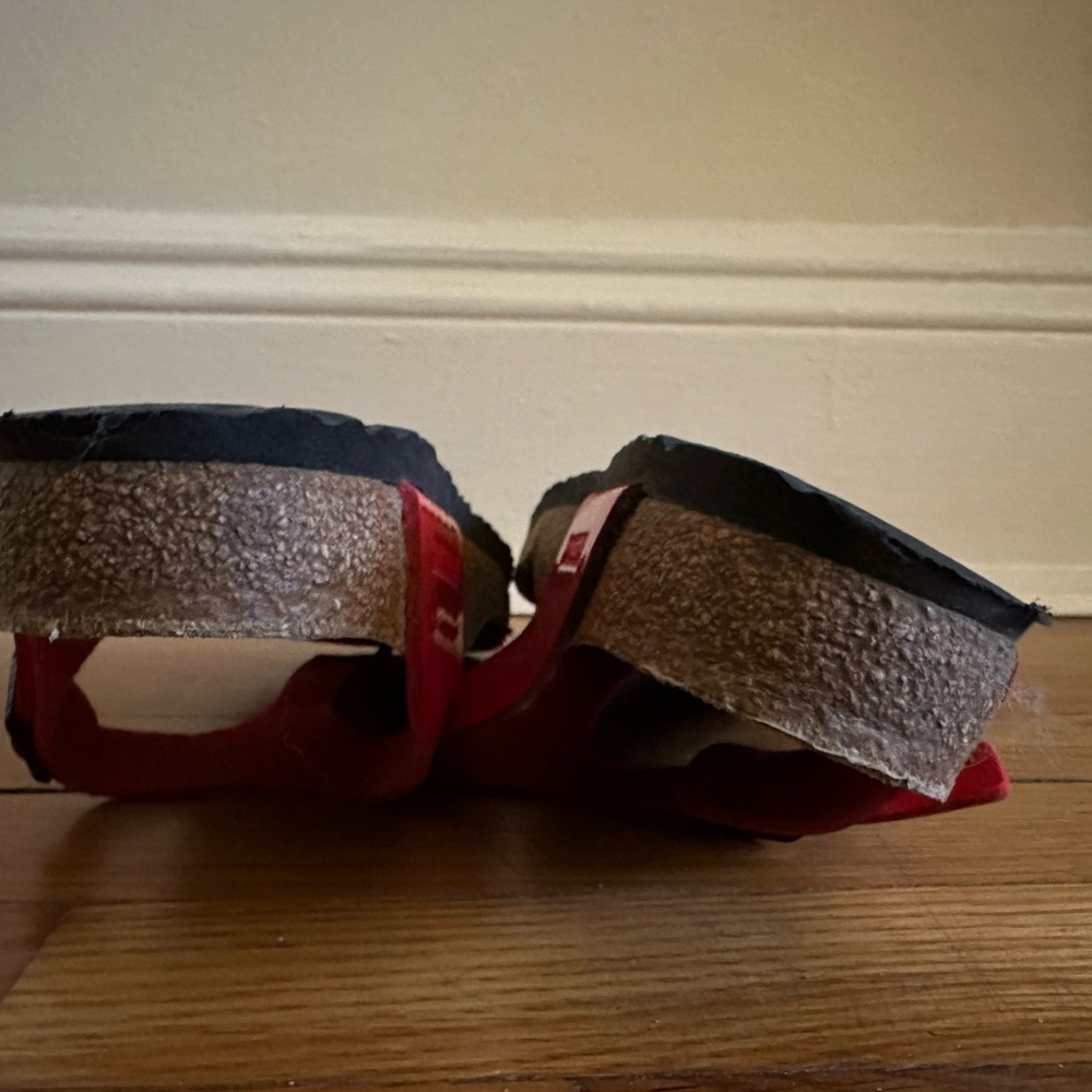Birkenstock Gizeh Red Sandals - Picture 6 of 6